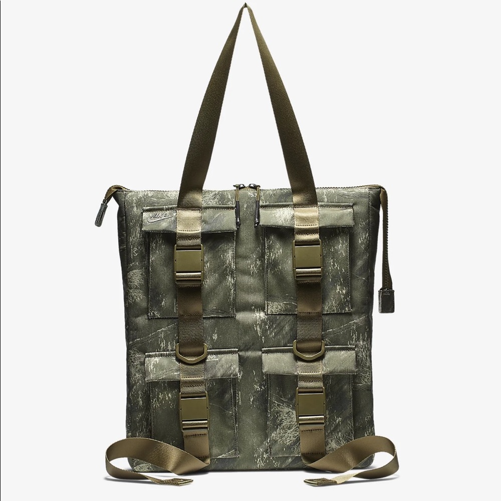 Nike Realtree Printed Pocket Tote NWT - Picture 2 of 8